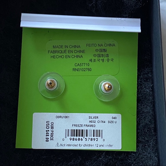 Kate Spade Flower Stud Earrings Black - Picture 2 of 2